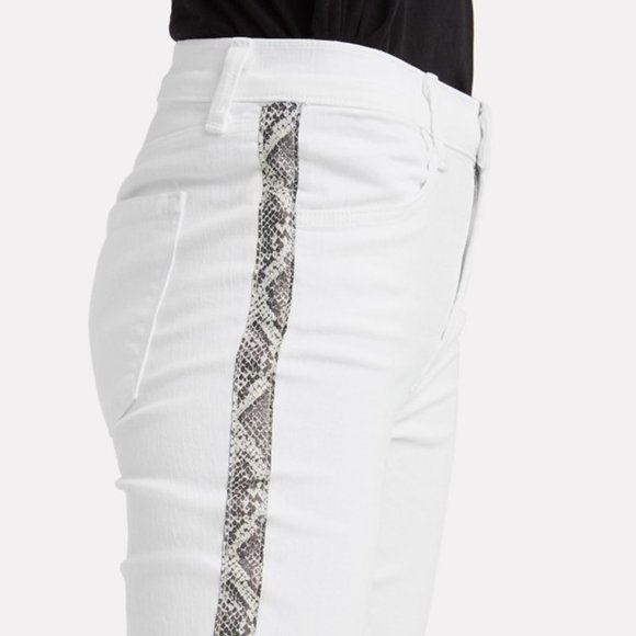 JBRAND ALANA SNAKESKIN STRIPE JEANS IN WHITE Size 26 - Picture 3 of 4